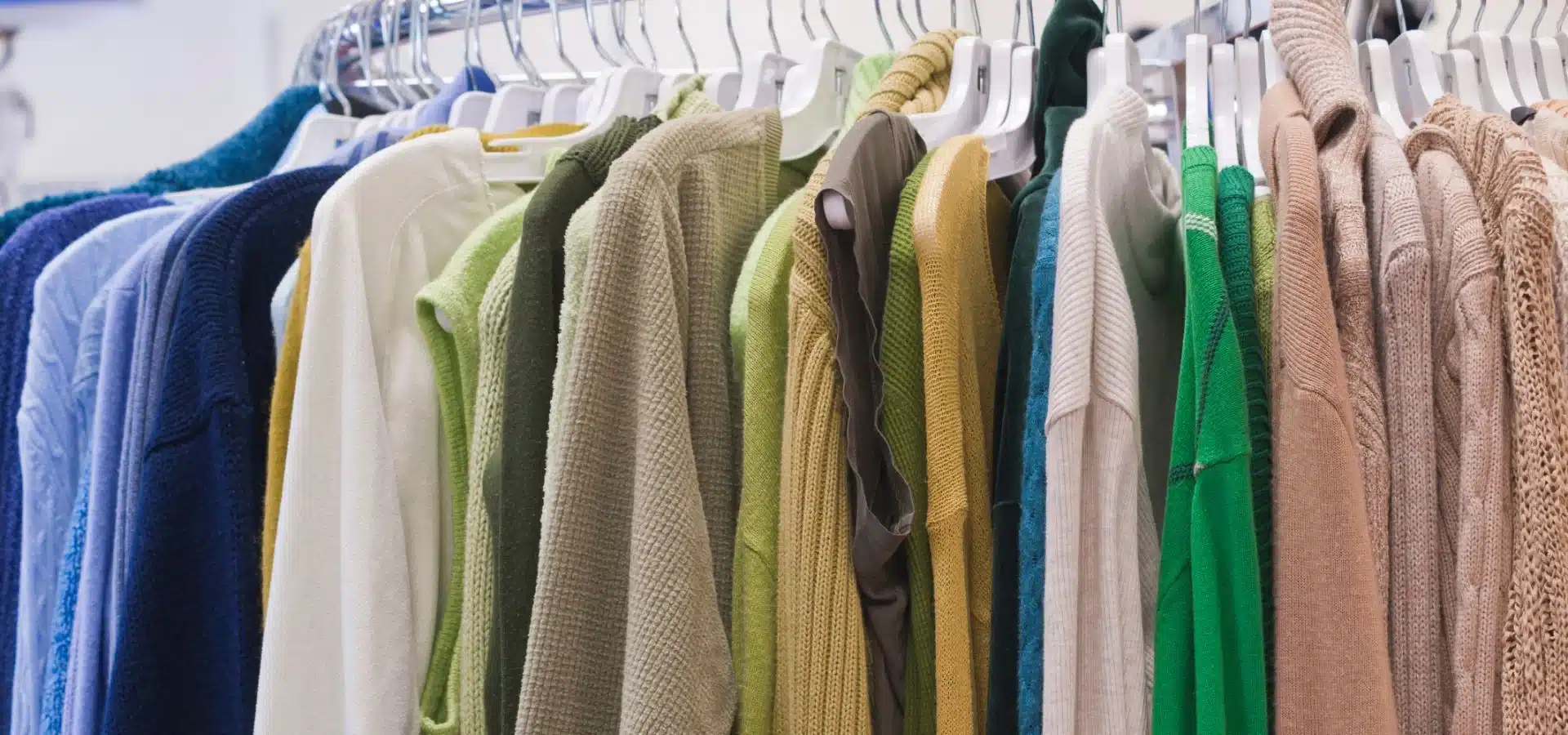 Pacas y Pulgueros 4 fardos de ropa usada